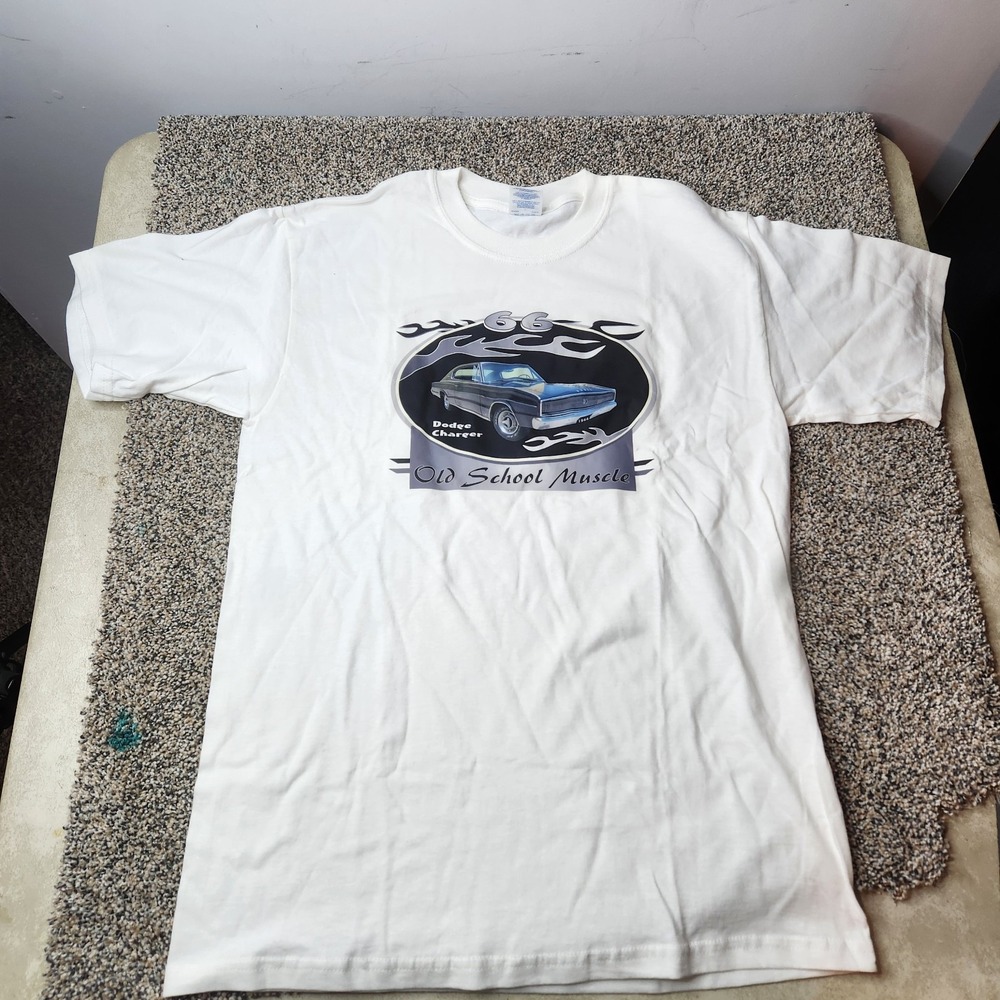 Dodge Charger Old School Muscle 66 Graphic Tee Size‎ M